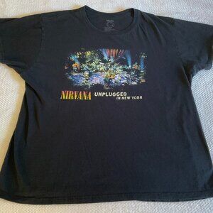 Nirvana Unplugged in NY Cobain Grunge Rock Band Graphic Shirt in Men's Size XL